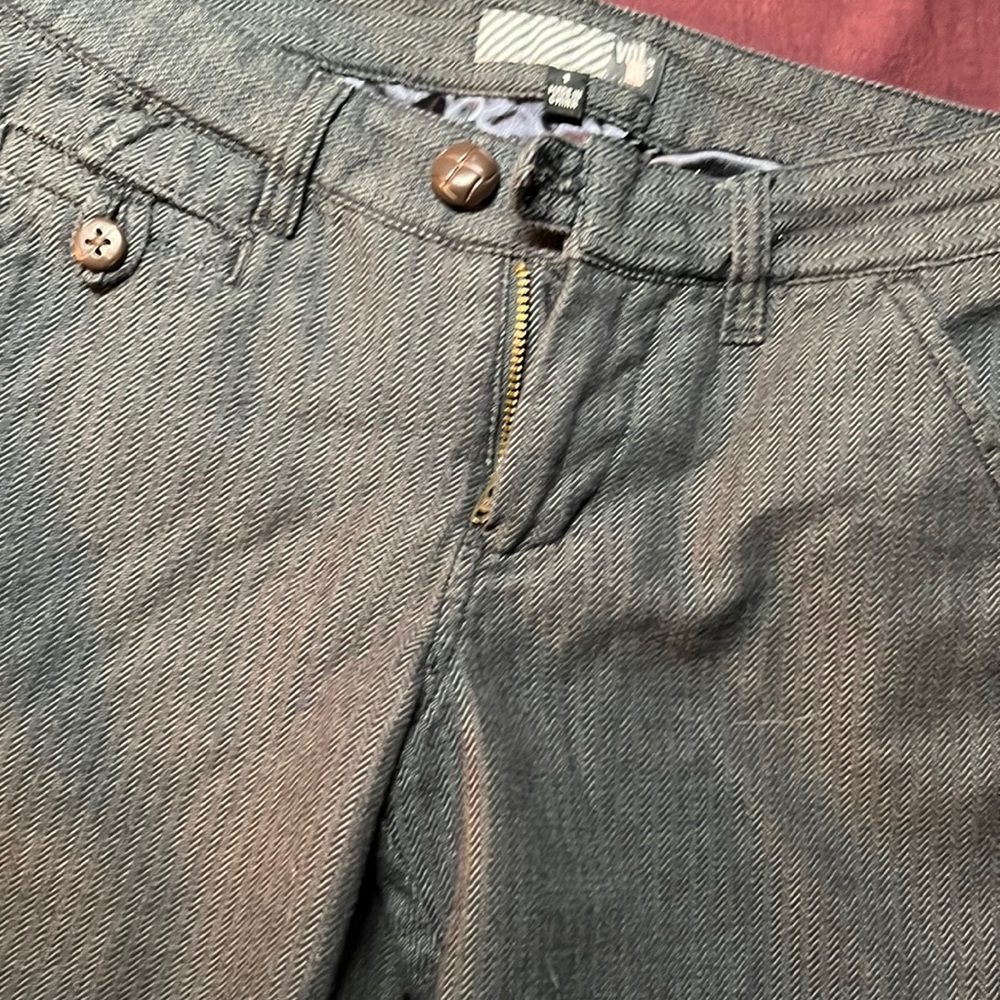 Grey Volcom dress pants.Dark Grey silky lining. Semi flared/ boot cut